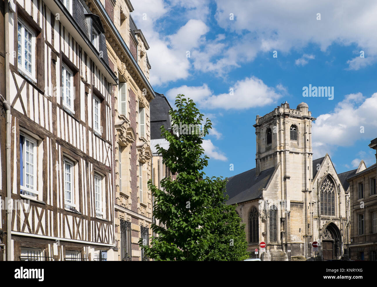 Rouen (northern France): timber frame houses and Church of Saint-Godard in the square 'place Restout' in downtown Rouen Stock Photo
