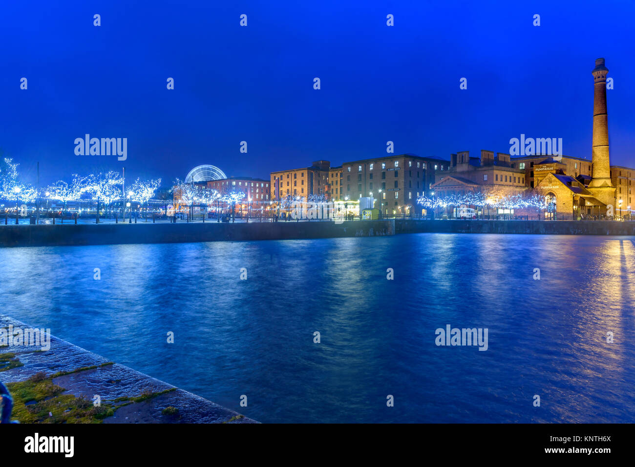 Liverpool christmas lights hires stock photography and images Alamy