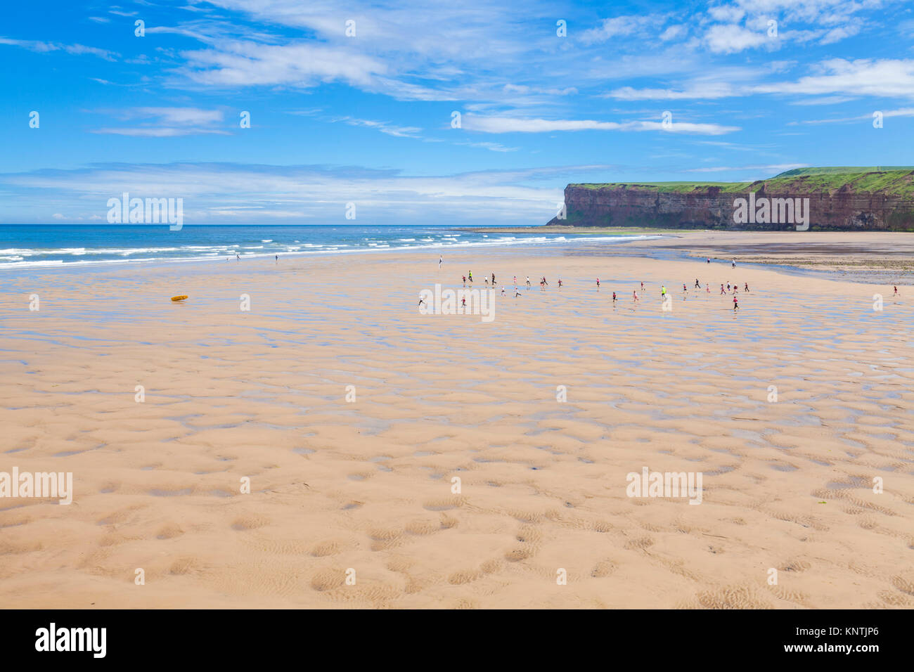 England saltburn by the sea England sandy beach saltburn people on the beach saltburn North Yorkshire Redcar and Cleveland England uk gb Stock Photo