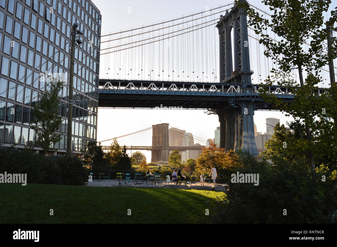 Two bridges manhattan hires stock photography and images Alamy
