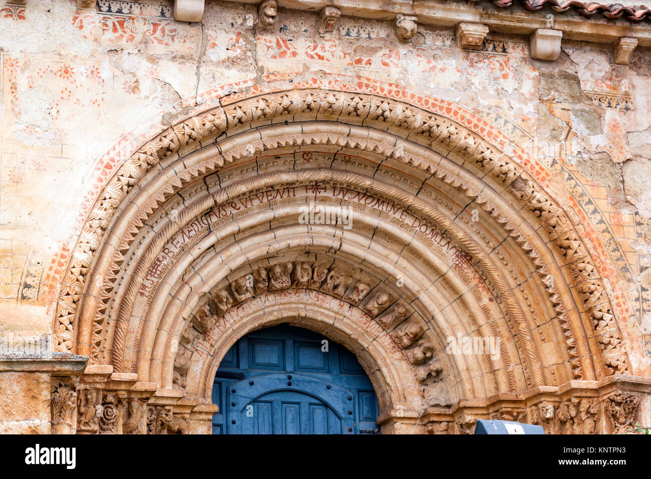 Iglesia iglesia de santa maria la mayor hi-res stock photography and ...