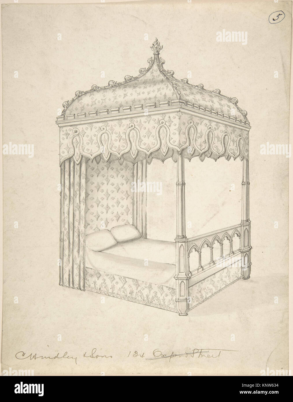 Gothic style canopy structure hi-res stock photography and images - Alamy