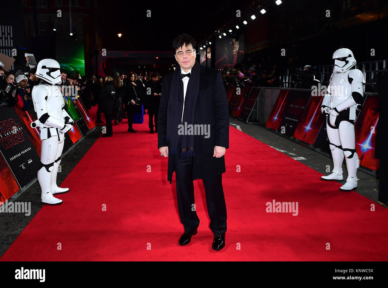 Benicio Del Toro attending the european premiere of Star Wars: The Last Jedi held at The Royal Albert Hall, London. PRESS ASSOCIATION Photo. Picture date: Tuesday December 12, 2017. See PA story SHOWBIZ StarWars. Photo credit should read: Ian West/PA Wire Stock Photo