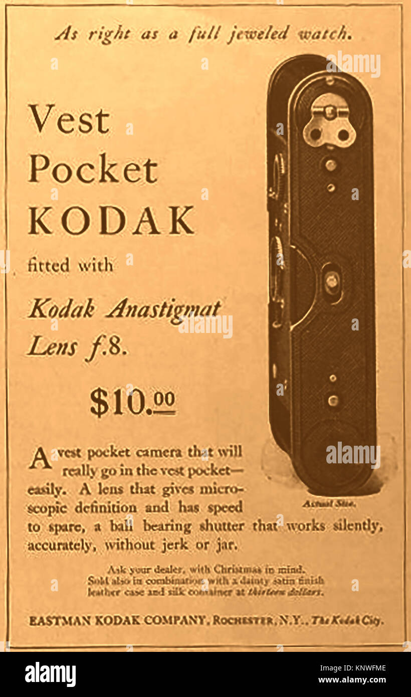 1914 - A US Christmas advertisement for the 'Vest Pocket' Kodak Camera by the Eastman Kodak Company of  Rochester New York (known as Kodak City)-  from a US magazine - Stock Photo