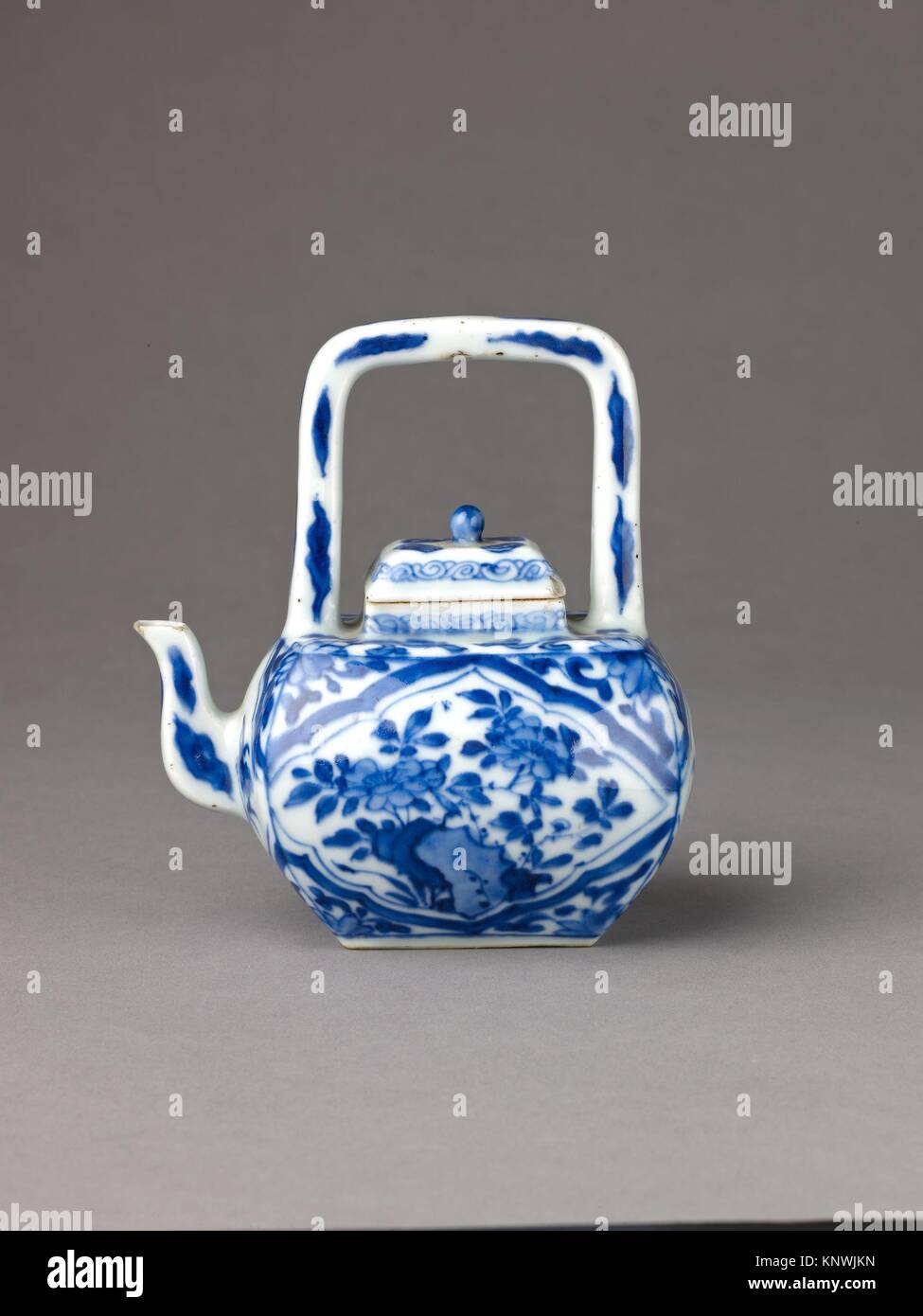 Small covered wine pot or teapot. Artist: Chinese , Qing Dynasty, Kangxi period; Date: 1662-1722; Culture: Chinese; Medium: Porcelain painted in Stock Photo