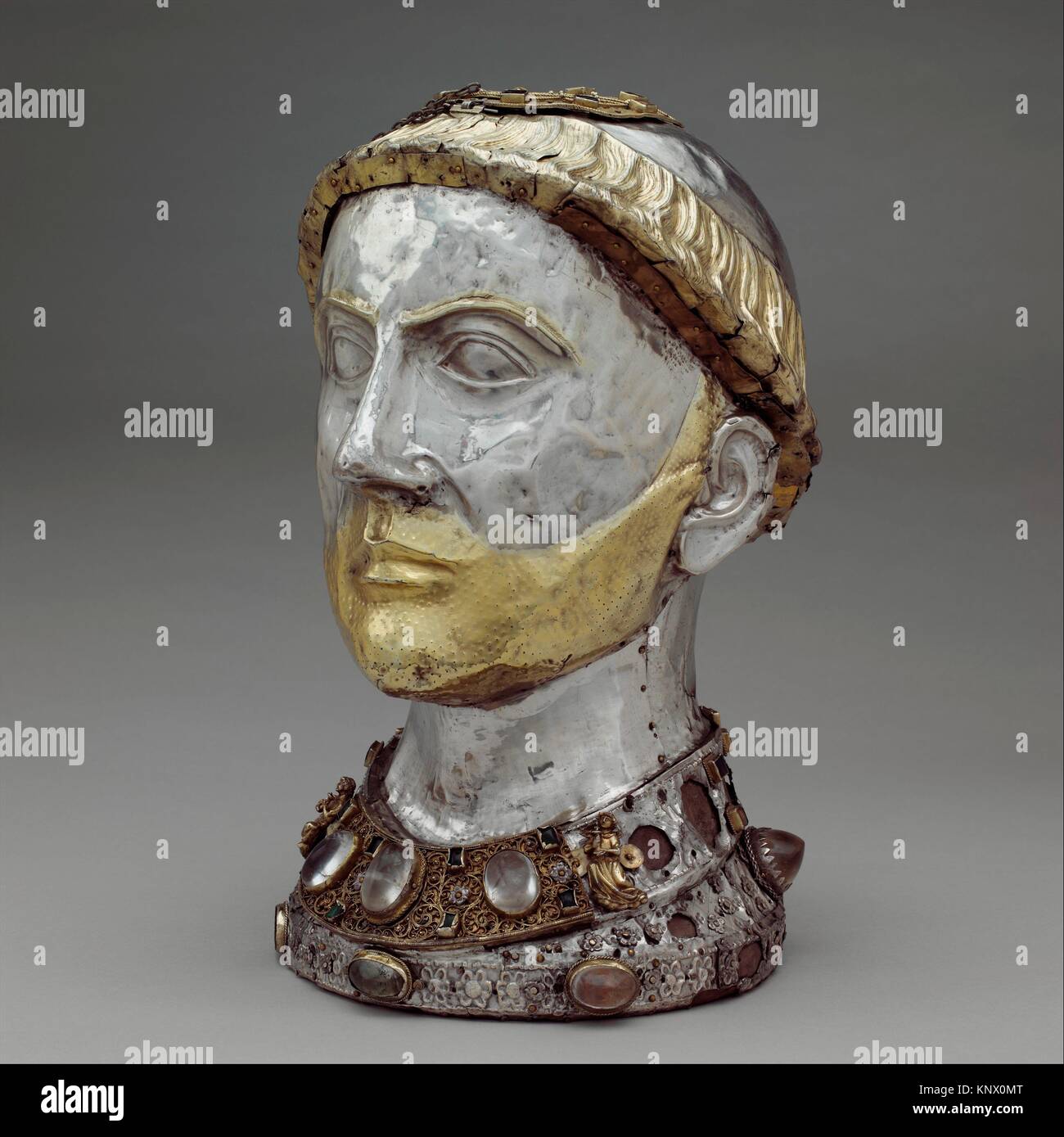 Reliquary Skull High Resolution Stock Photography And Images Alamy