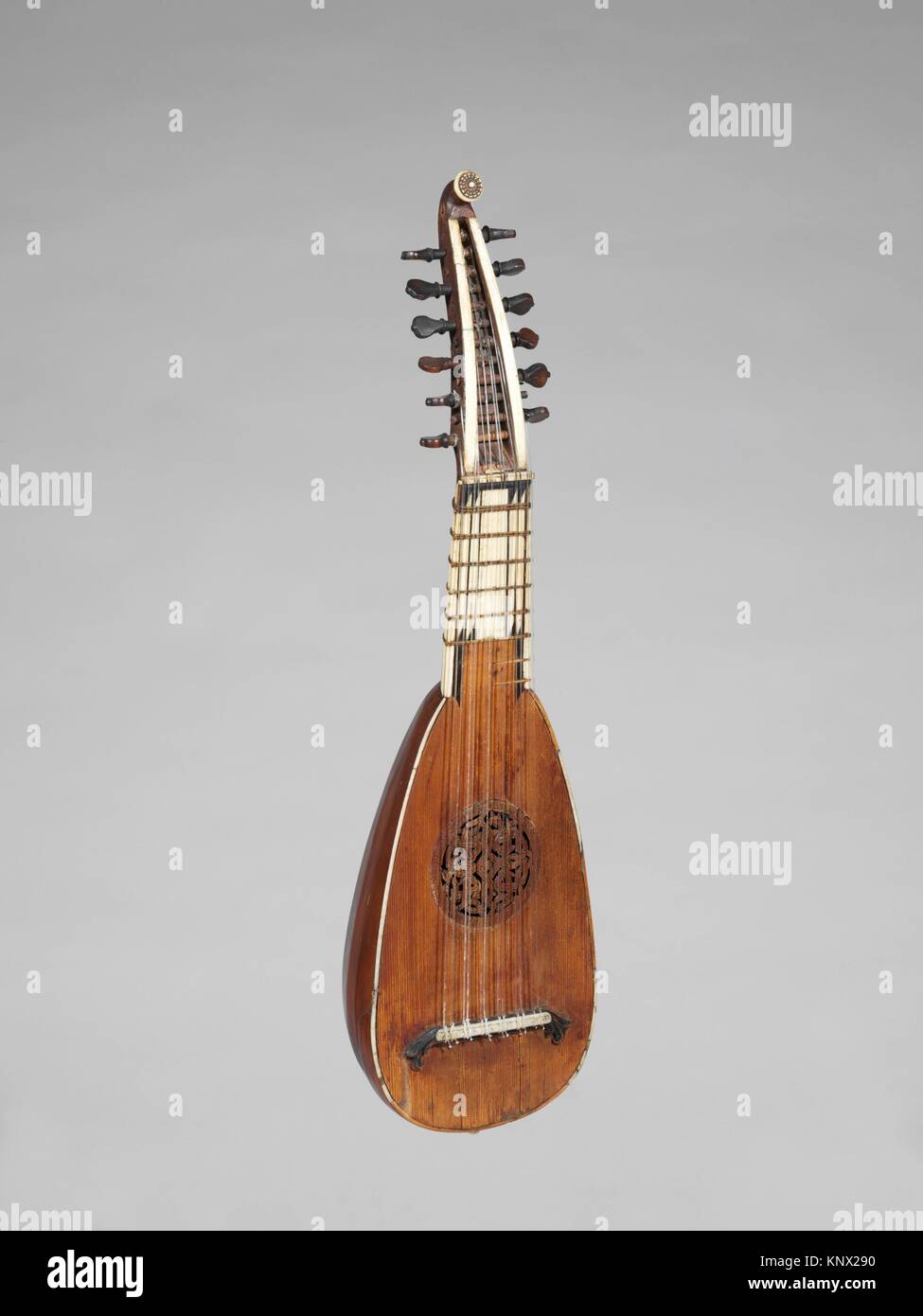 Mandolin. Maker Giovanni Battista Bizaro (Italian, Treviso, active ca