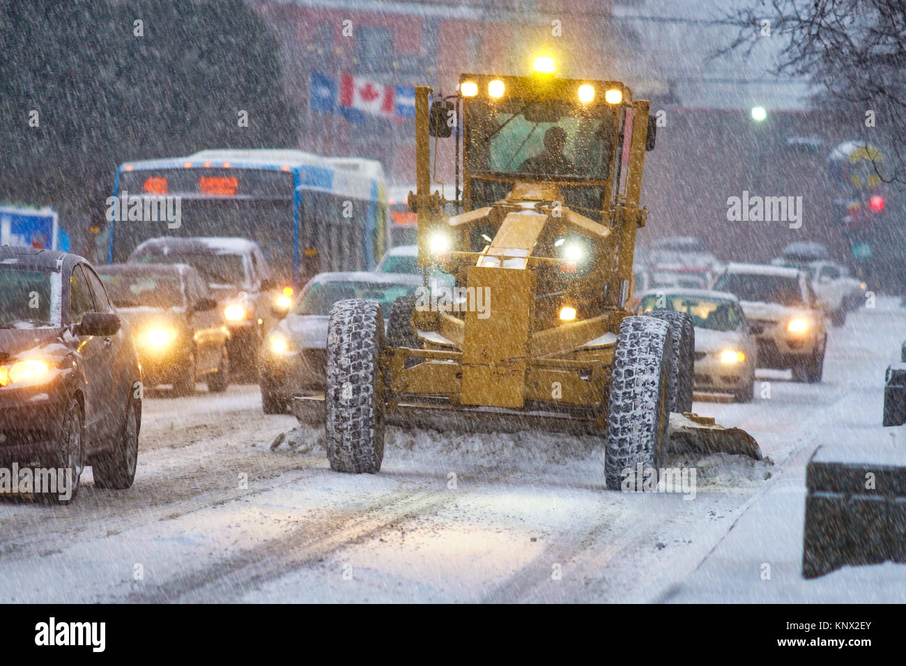 Montreal,Canada,12 December,2017.Snow removal equipment during a snow-storm.Credit;Mario Beauregard/17�Թ����� Live News Stock Photo