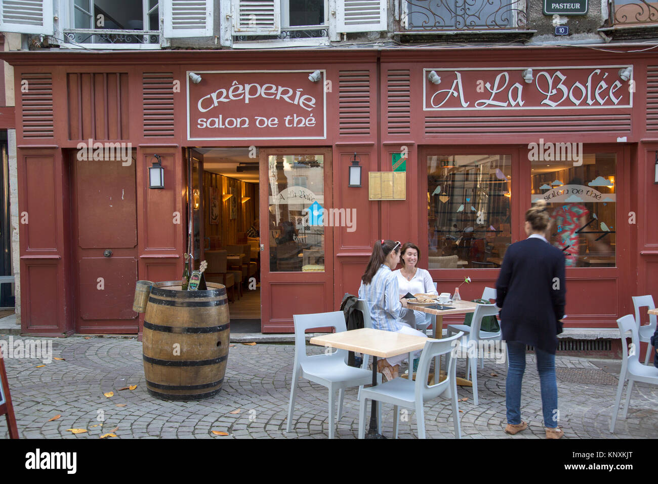 A la Bolee Creperie Restaurant, Bayonne, France Stock Photo - Alamy