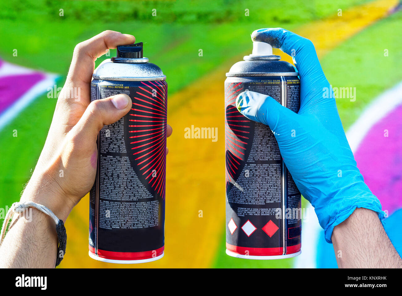 Hand holding spray can graffiti hires stock photography and images Alamy