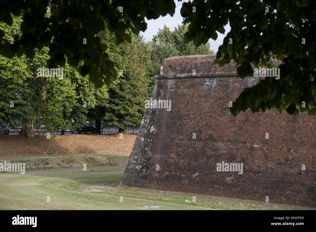 Intact Renaissance-era city walls in Lucca, Tuscany, Italy. 31 August ...