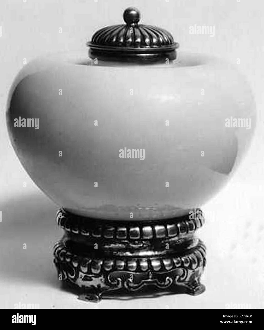 Water Coupe (one of a pair). Period: Qing dynasty (1644-1911), Kangxi mark and period (1662-1722); Culture: China; Medium: Porcelain with clair de Stock Photo