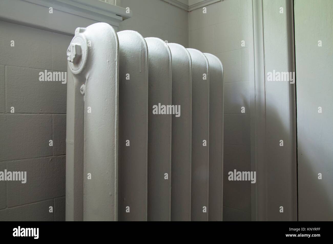 Home blue bathroom hi-res stock photography and images - Alamy