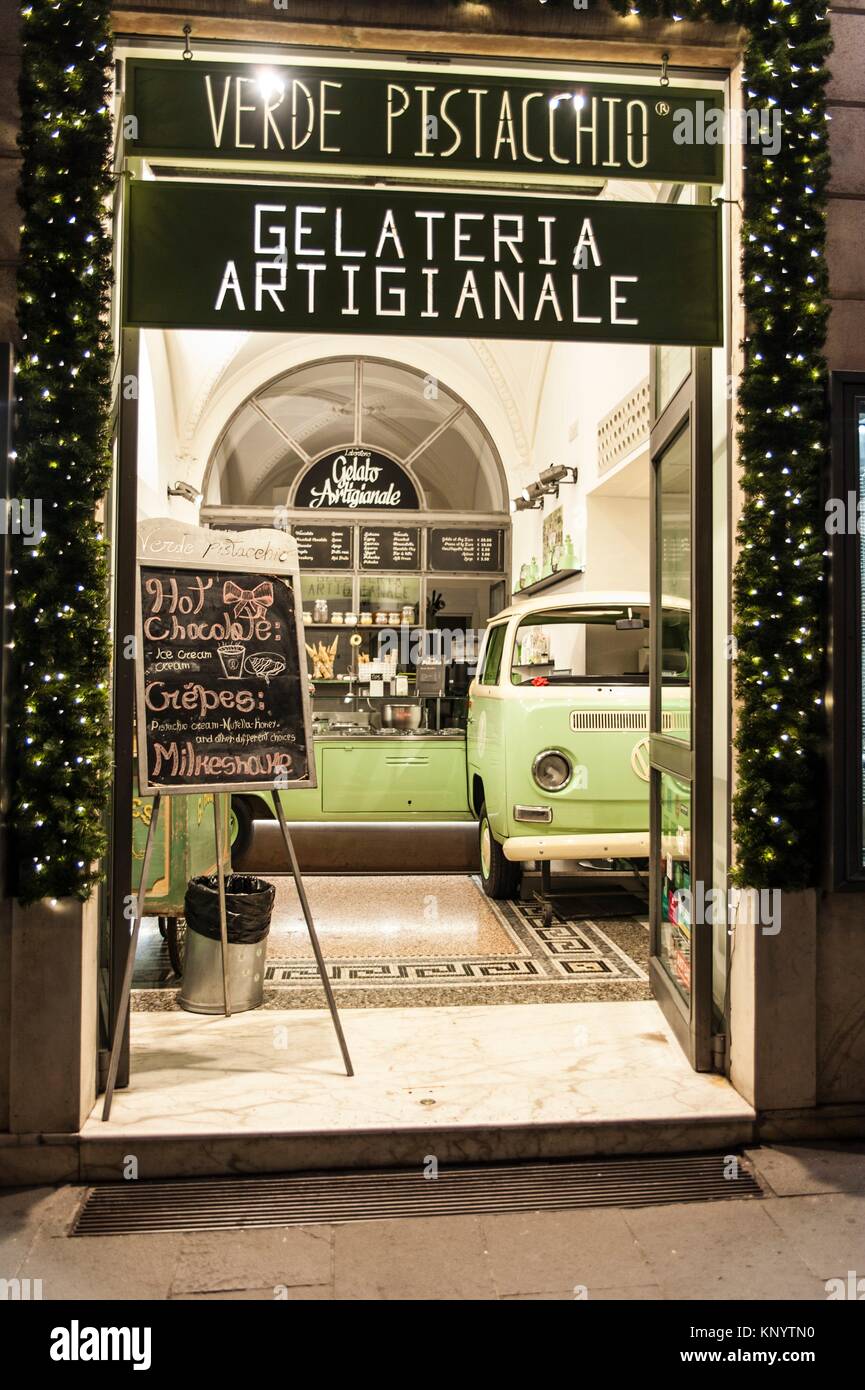 Ice cream parlour, Rome, Italy Stock Photo Alamy