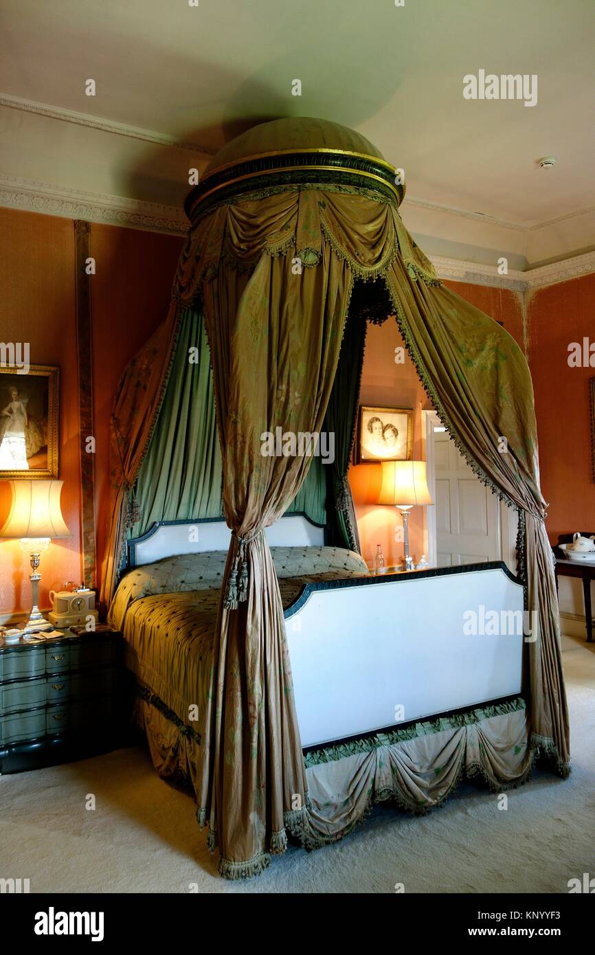 Basildon park house hires stock photography and images Alamy