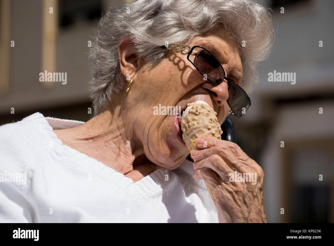 Old Man Eating Ice Cream High Resolution Stock Photography And Images Alamy