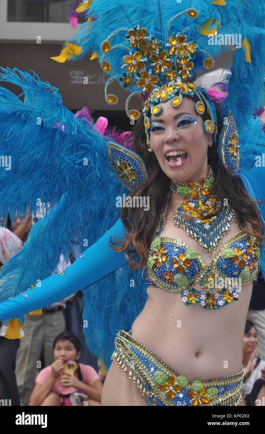 Naha, Okinawa, Japan: Samba at the Brazilian parade during the 6th Worldwide Uchinanchu Festival, celebrating the Okinawan emigrants Stock Photo