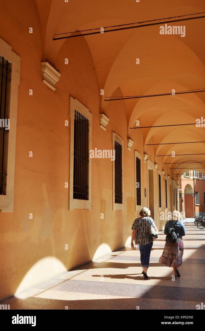 Bologna, Italy: portico by Liceo Galvani, along via Castiglione Stock Photo