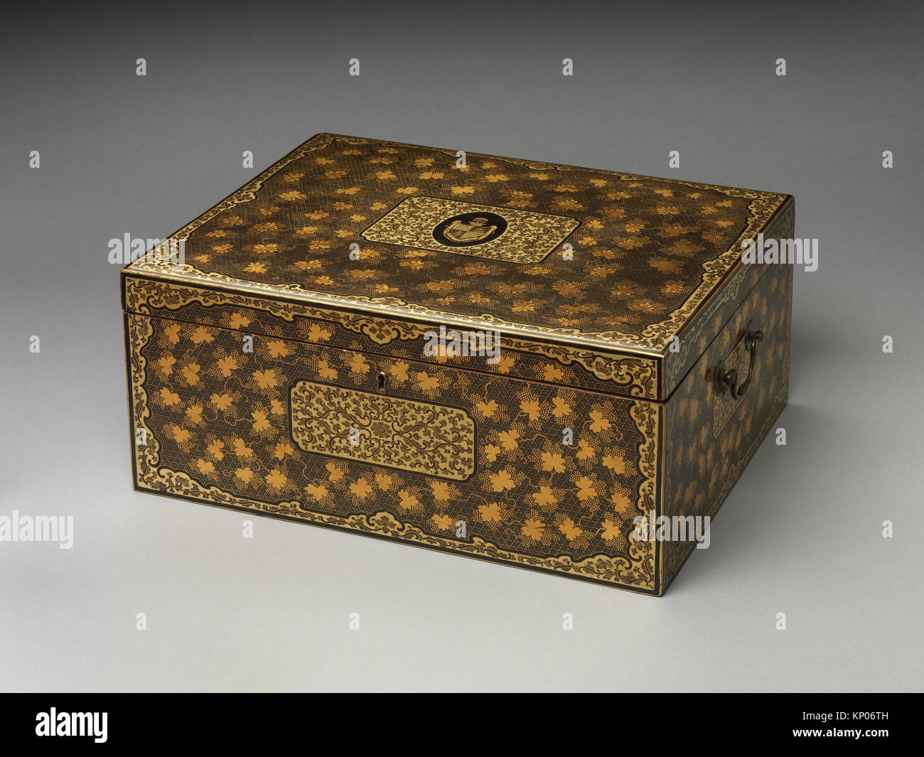 Tea chest. Period Qing dynasty (16441911); Date late 18th century