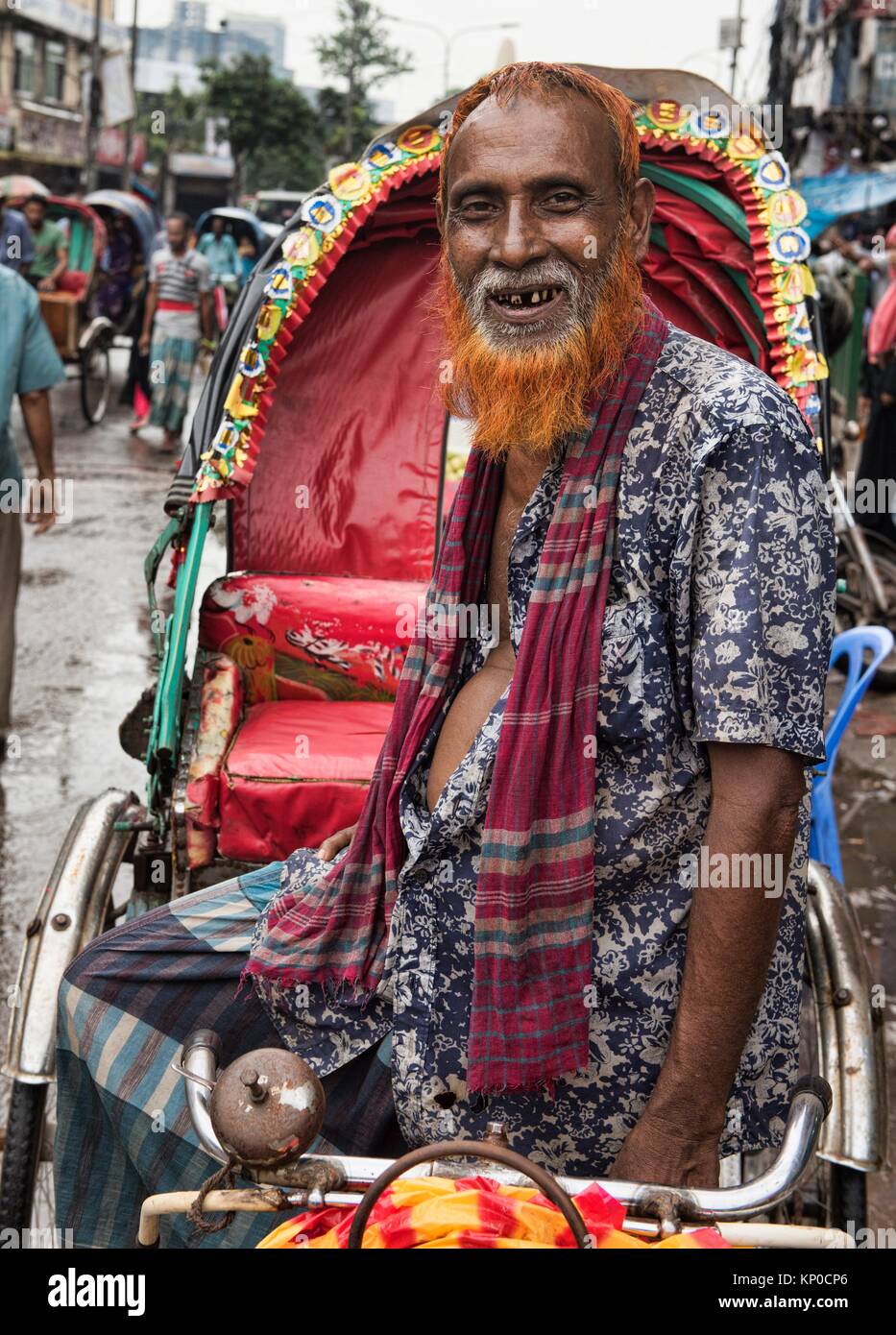 Sheikh Raksha Driver Rickshaw driver, Dhaka, Bangladesh Stock Photo - Alamy