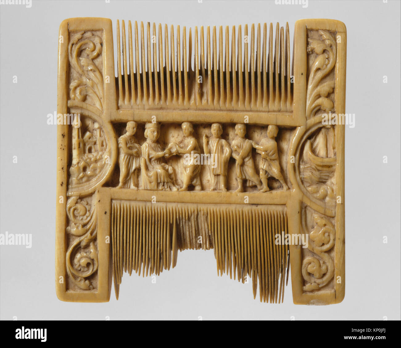 Double-Sided Ivory Liturgical Comb with Scenes of Henry II and Thomas Becket MET DT5978 466161 British, Double-Sided Ivory Liturgical Comb with Scenes of Henry II and Thomas Becket, ca. 1200?1210, Ivory, Overall: 3 3/8 x 3 3/8 x 1/2 in. (8.6 x 8.6 x 1.2 cm). The Metropolitan Museum of Art, New York. Purchase, Rogers Fund, and Schimmel Foundation Inc., Mrs. Maxime L. Hermanos, Lila Acheson Wallace, Nathaniel Spear Jr., Mrs. Katherine S. Rorimer, William Kelly Simpson, Alastair B. Martin and Anonymous Gifts, 1988 (1988.279) Stock Photo