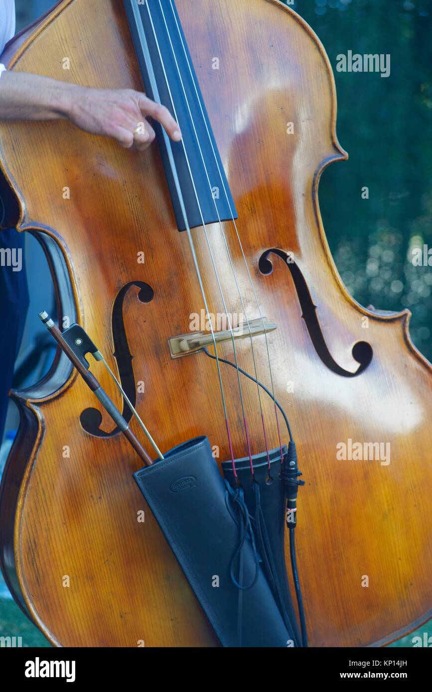 Cello Close Up High Resolution Stock Photography and Images Alamy