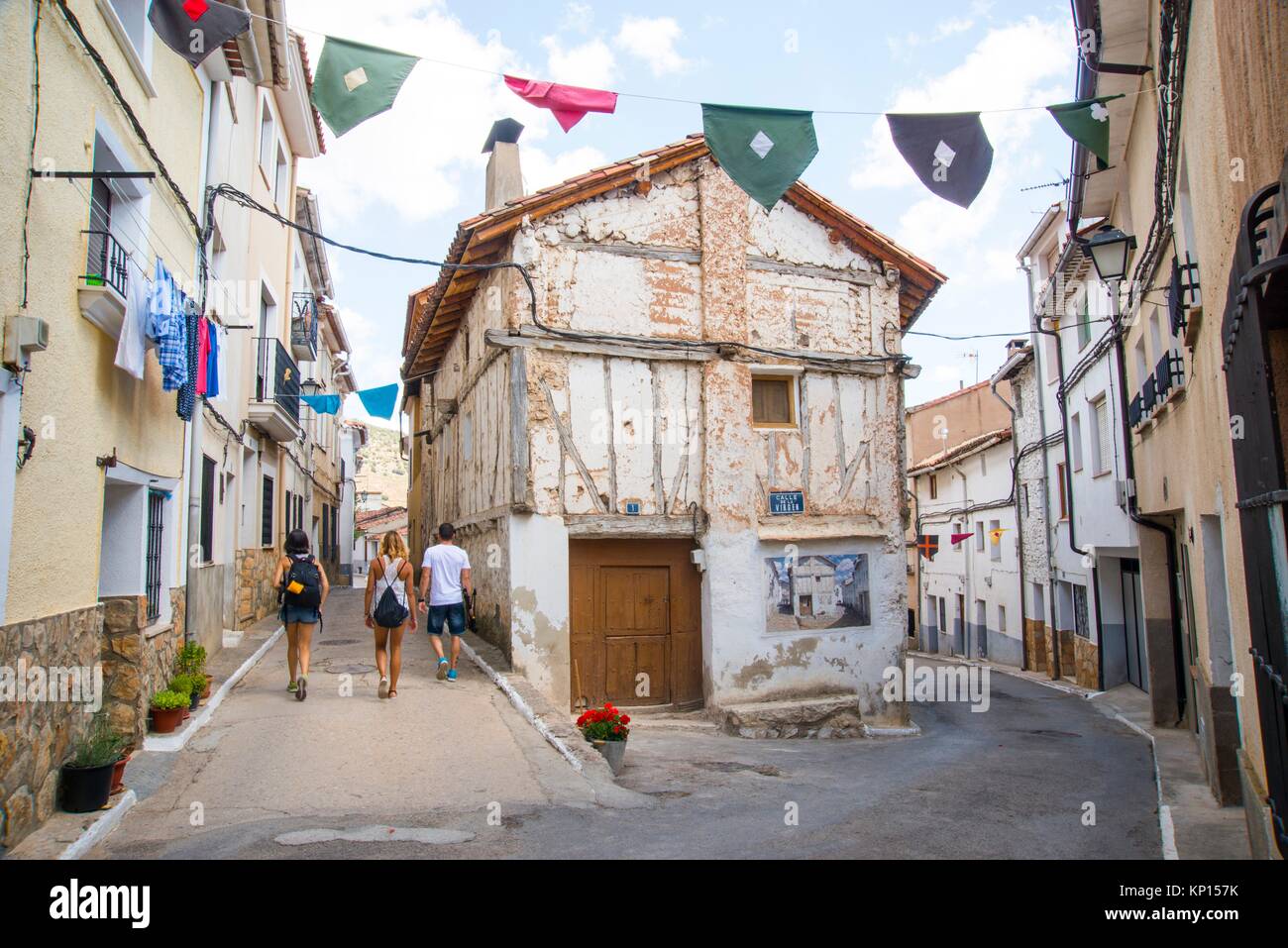 Traditional architecture cañete cuenca province hi-res stock photography  and images - Alamy