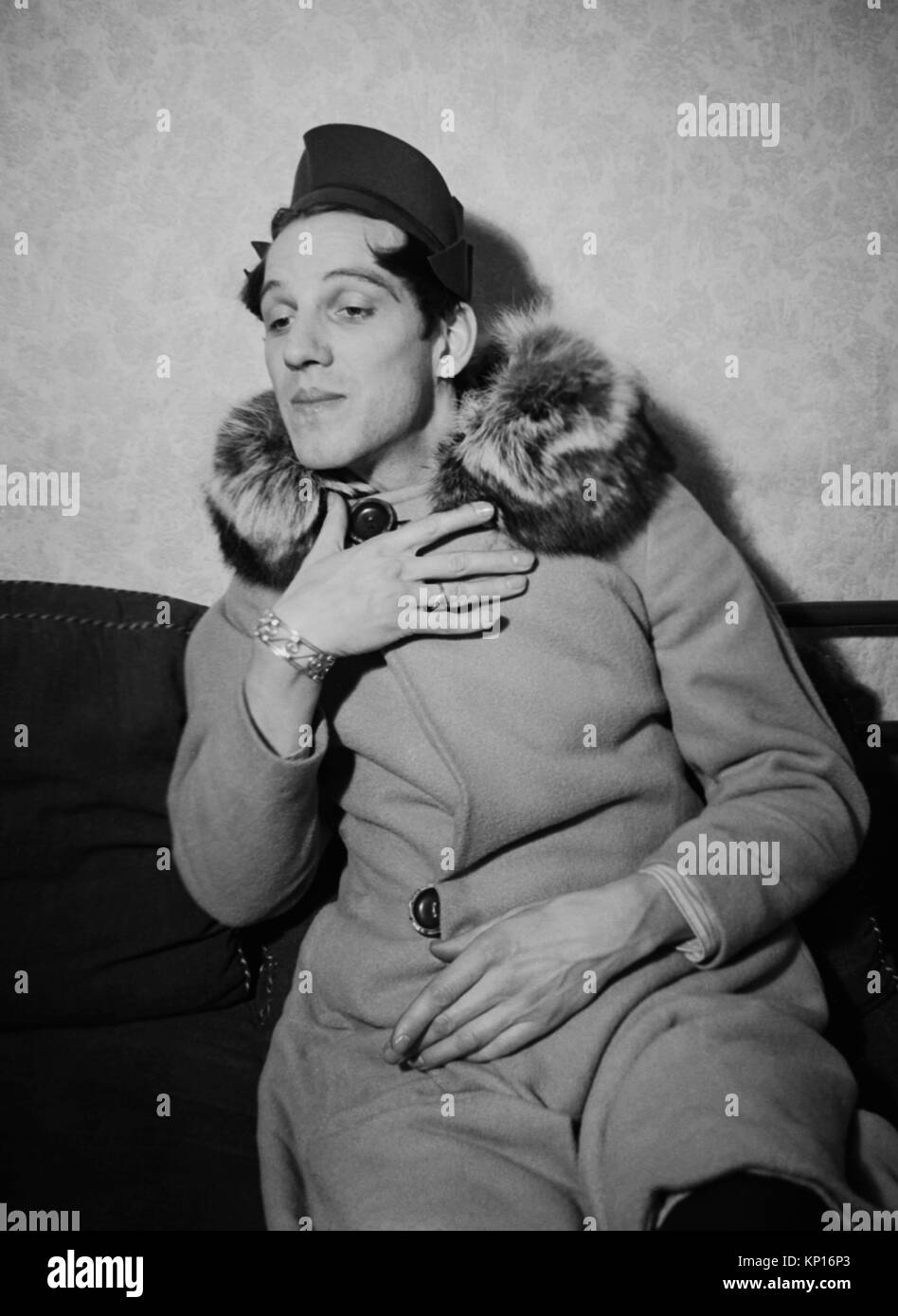 1937 Man in drag and Clack Gable lookalike amateur dramatics photoshoot Stock Photo