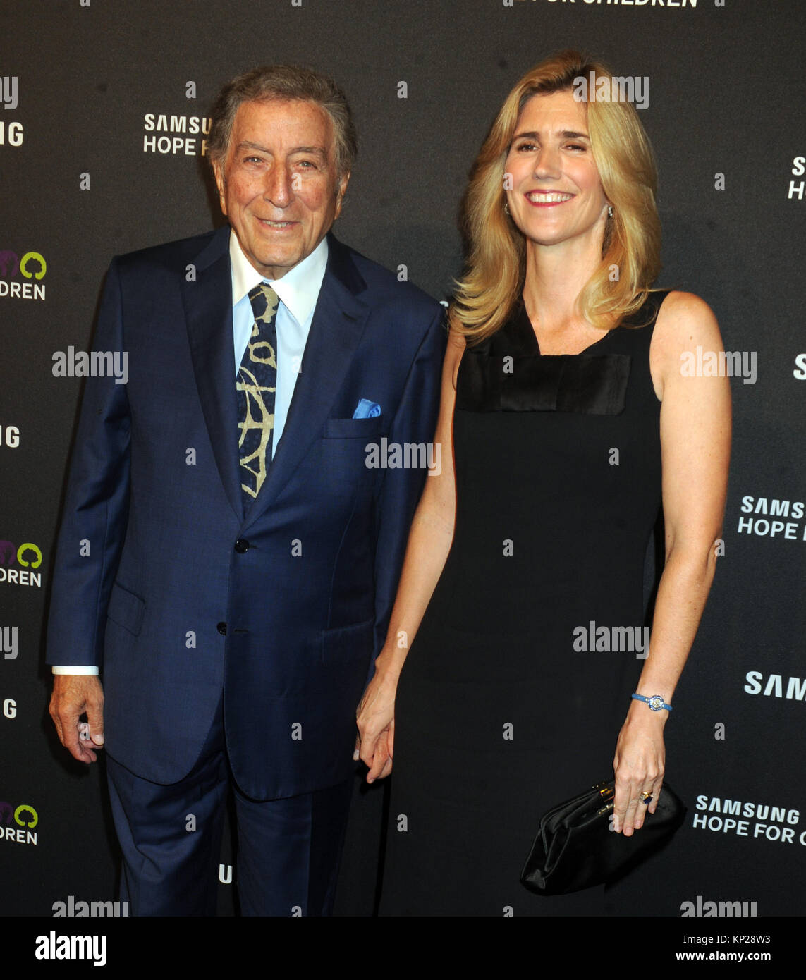 New York Ny September 17 Tony Bennett Susan Crow Attends Samsung Stock Photo Alamy