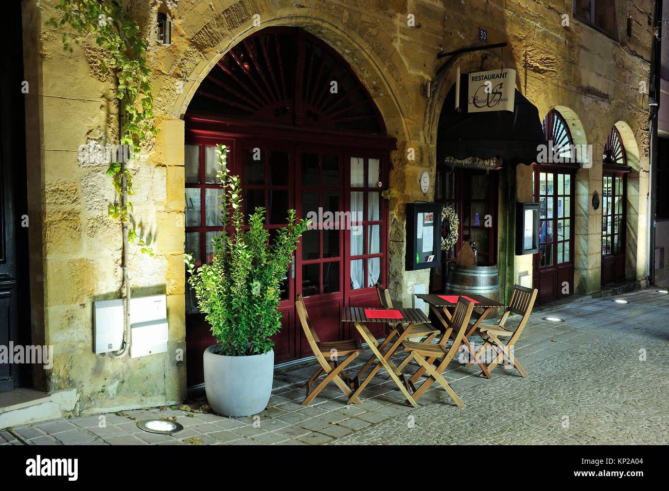 outdoor restaurant at night, Bergerac, Dordogne Department, Aquitaine