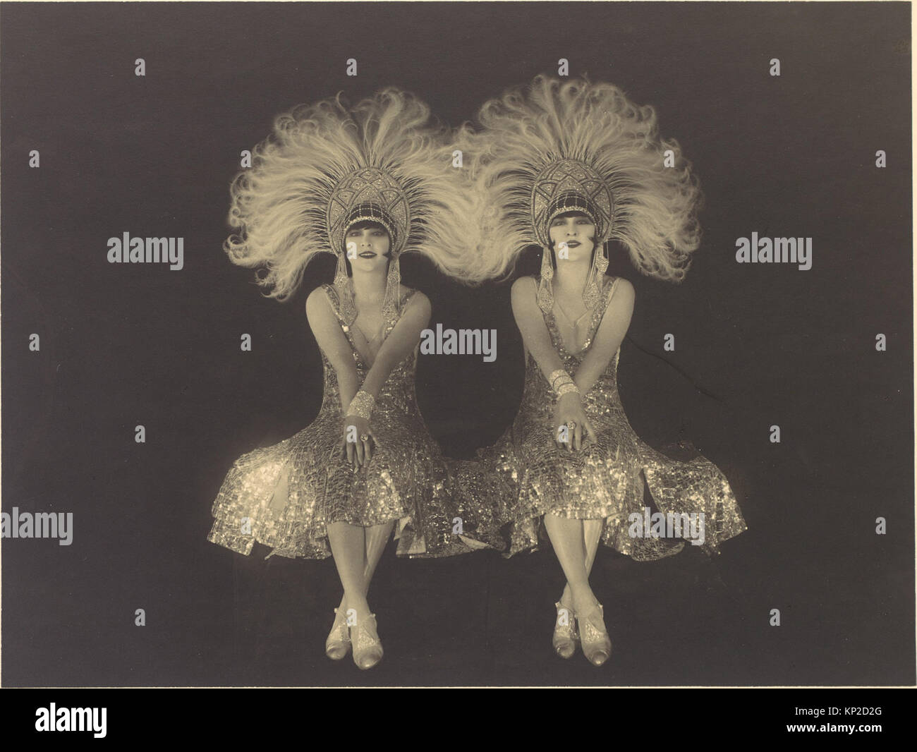 Dolly sisters hi-res stock photography and images - Alamy