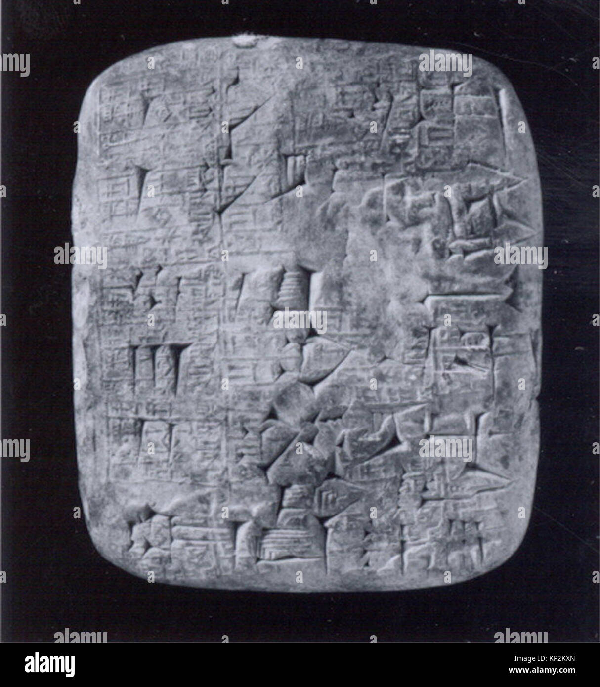 Ancient cuneiform tablet, catalog ME65.72, MET collection, showing ...