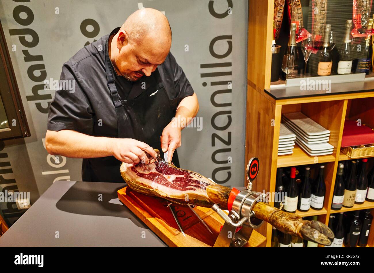 Slicing Jamon Bellota (spanish cured ham). Bilbao, Basque Country, Spain Stock Photo