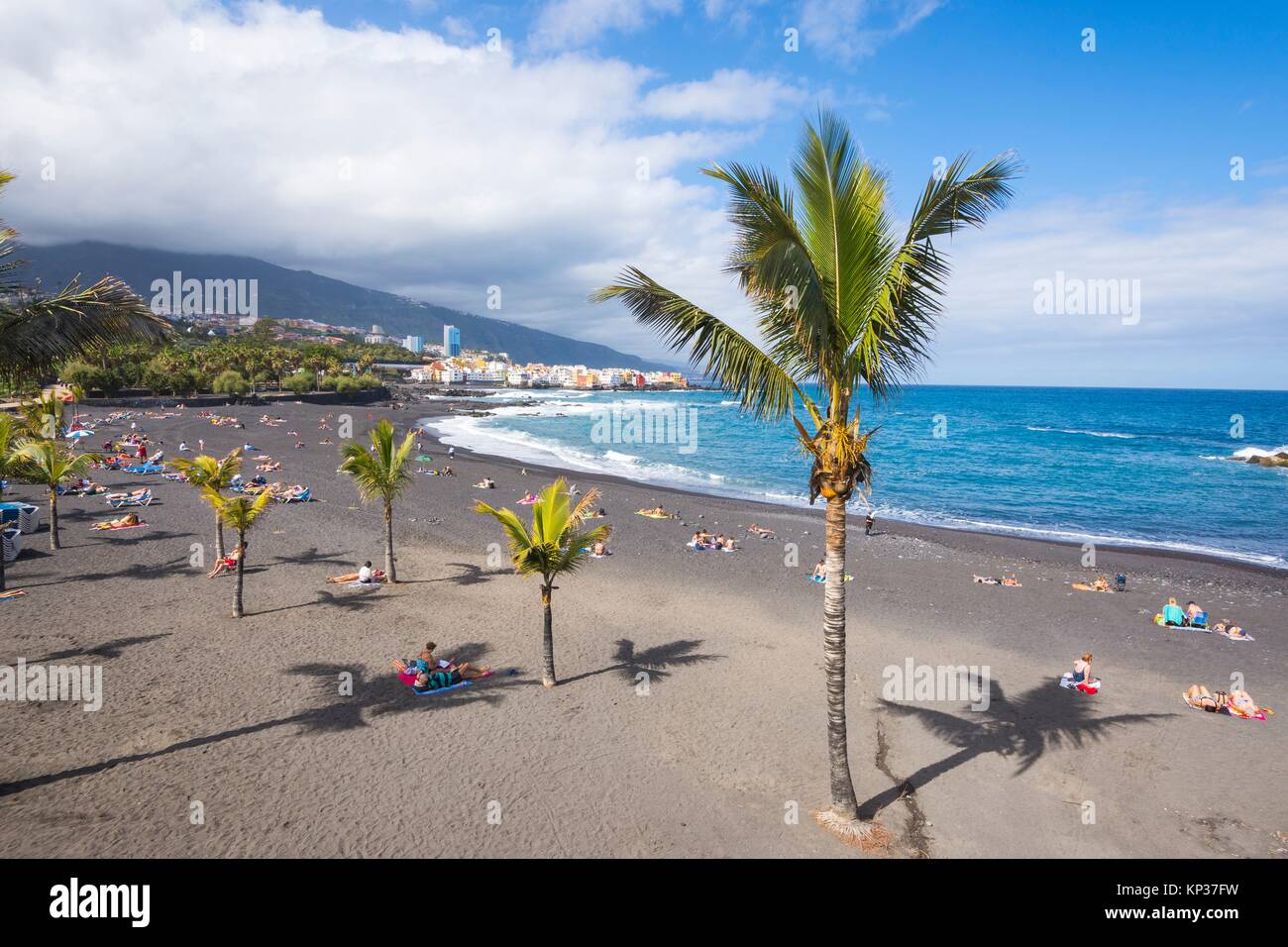 Puerto de la cruz beach hi-res stock photography and images - Alamy