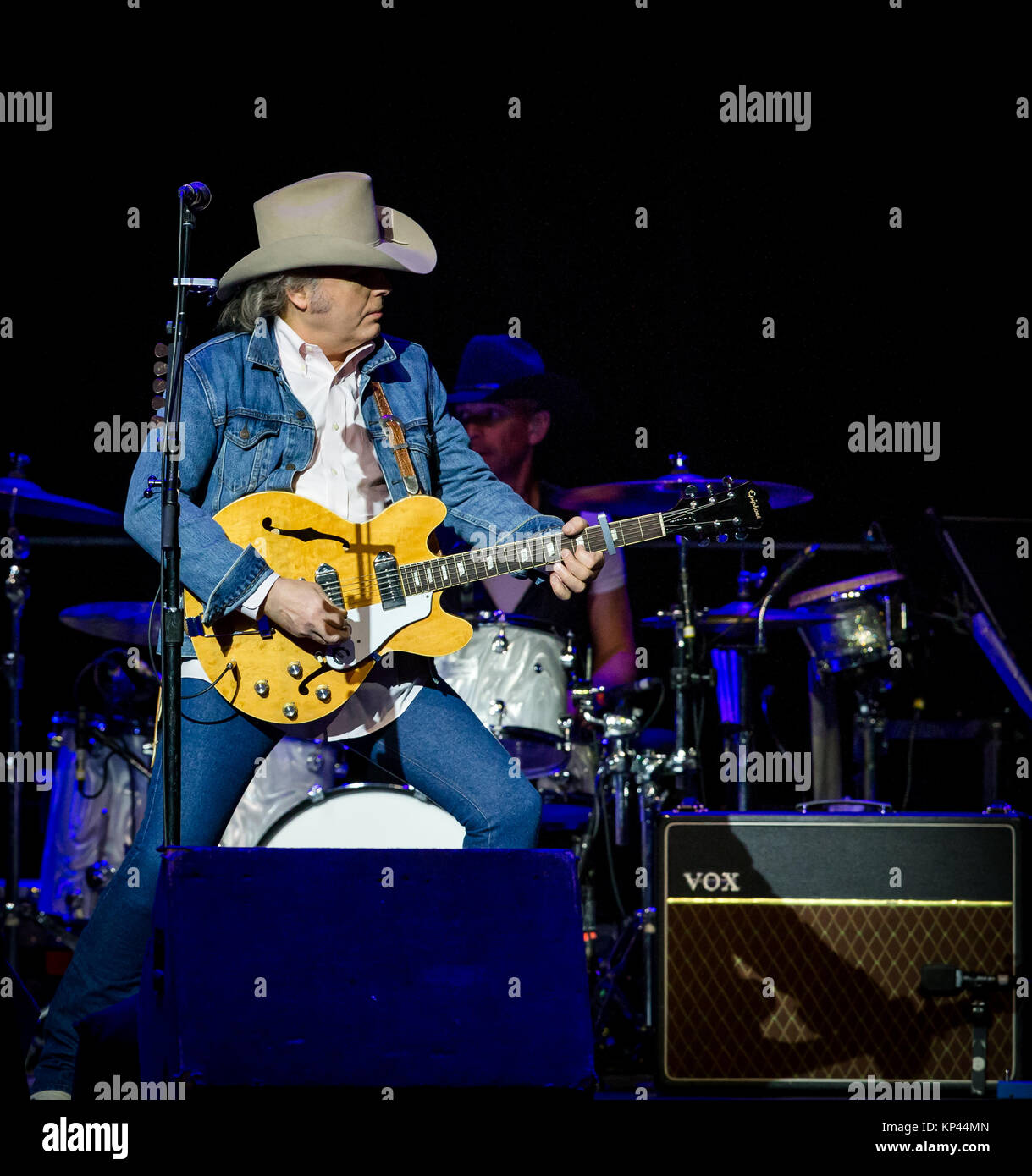Dwight yokam hi-res stock photography and images - Alamy