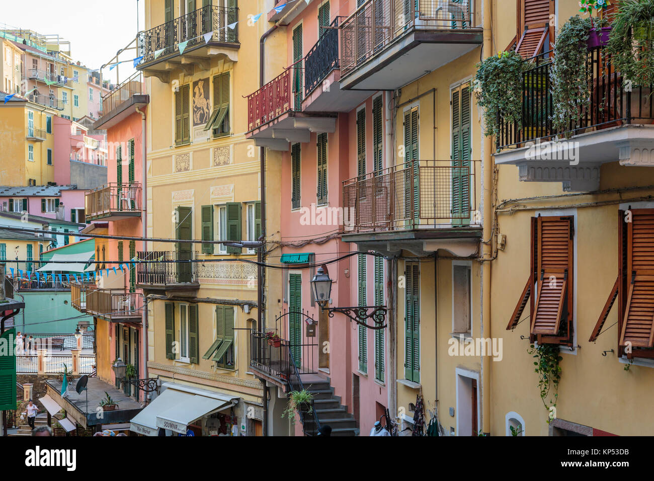 Colorful homes in italy hires stock photography and images Alamy