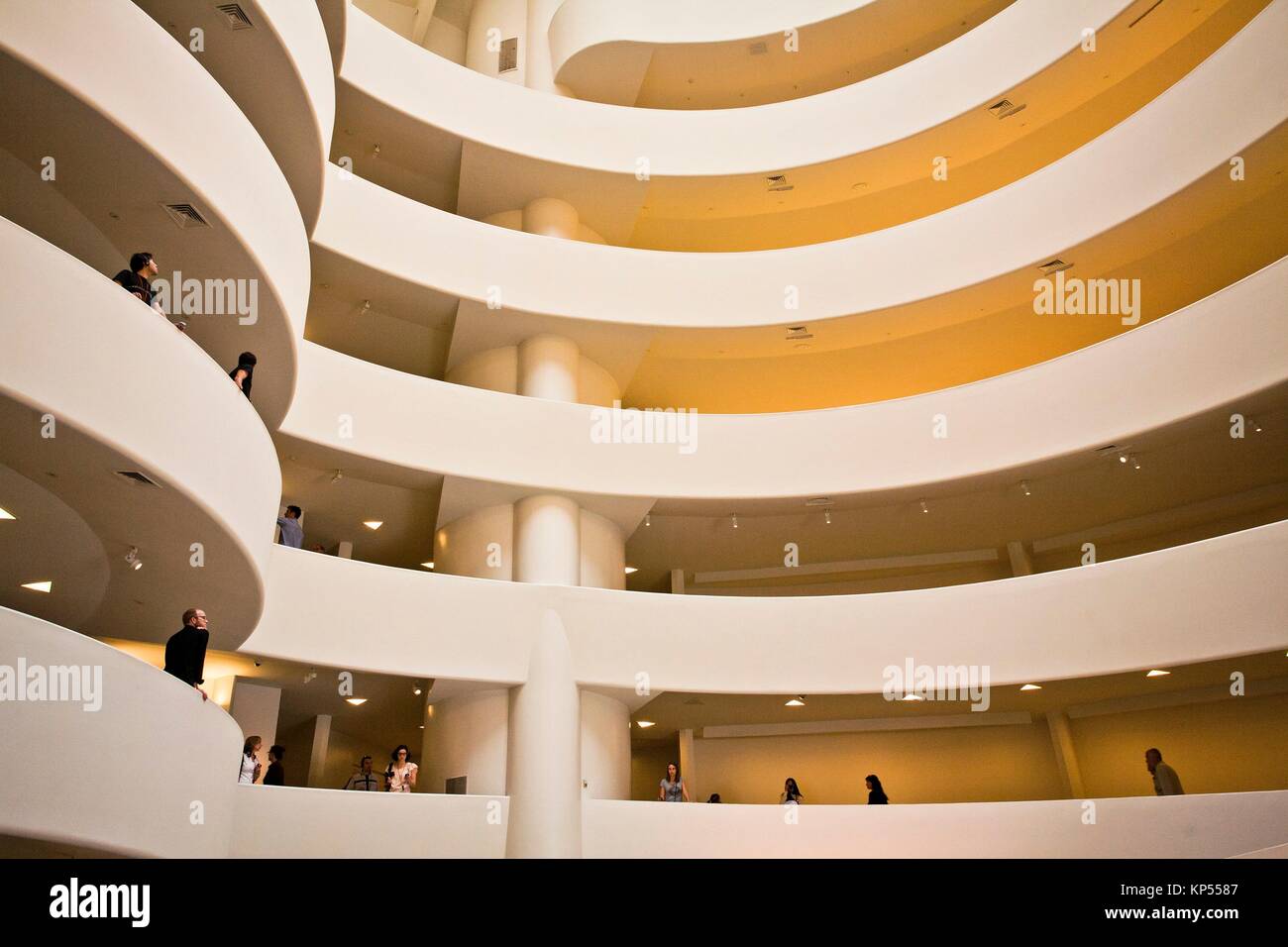 Interior view of Guggenheim Museum or Solomon R. Guggenheim Museum, by  architect Frank Lloyd Wright, Fifth Avenue, Manhattan, New York City, New  Stock Photo - Alamy