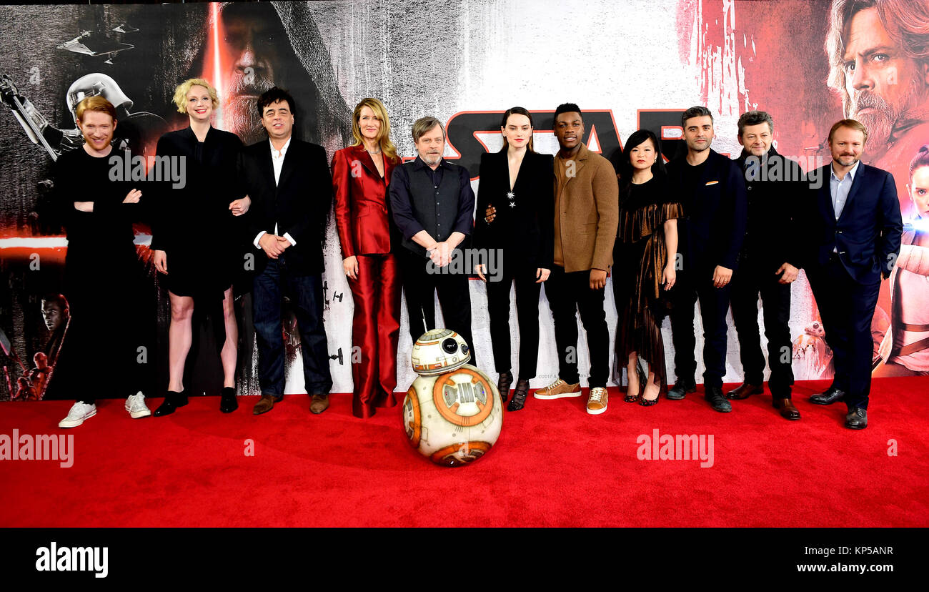 Domhnall Gleeson (left to right), Gwendoline Christie, Benicio Del Toro, Laura Dern, Mark Hamill, Daisy Ridley, John Boyega, Kelly Marie Tran, Oscar Isaac, Andy Serkis, Rian Johnson and BB-8 (front) attending a Star Wars: The Last Jedi photocall at the Corinthia Hotel, London. Stock Photo