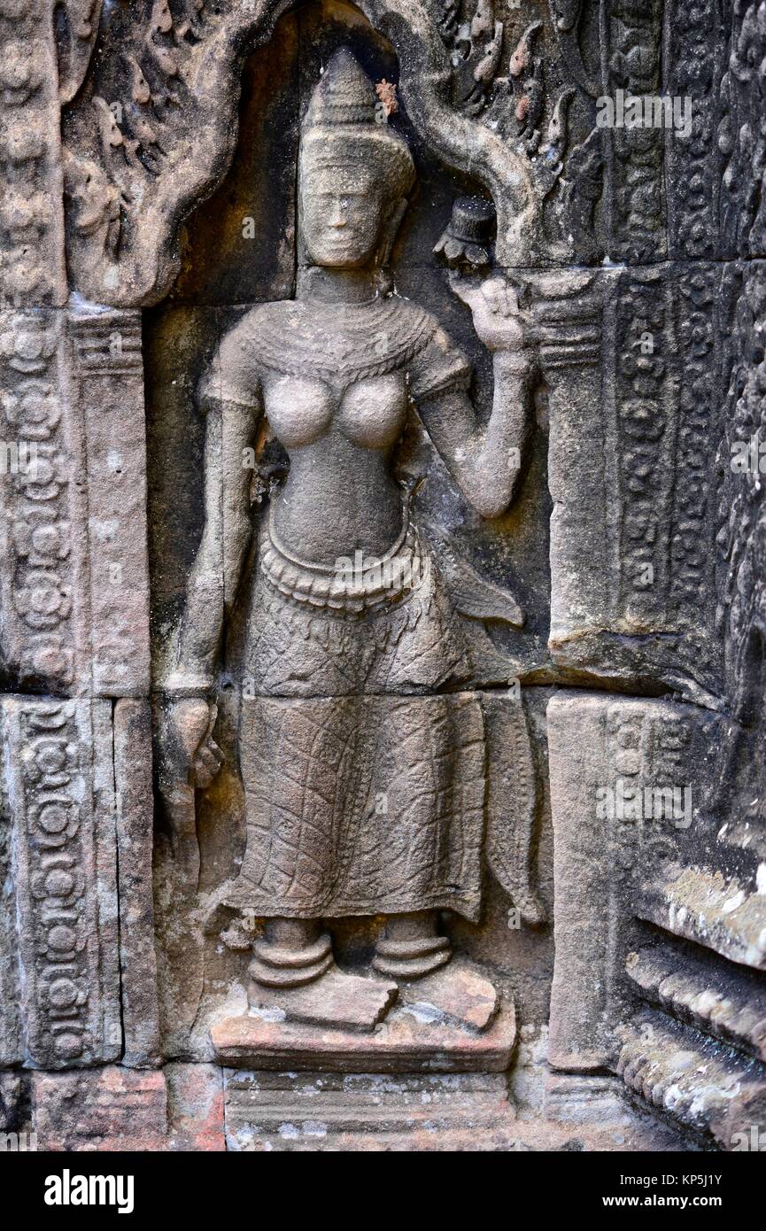 Female devata wall carving,Banteay Kdei temple in the Angkor area near Siem Reap,Cambodia,Indochina,Southeast Asia,Asia. Stock Photo