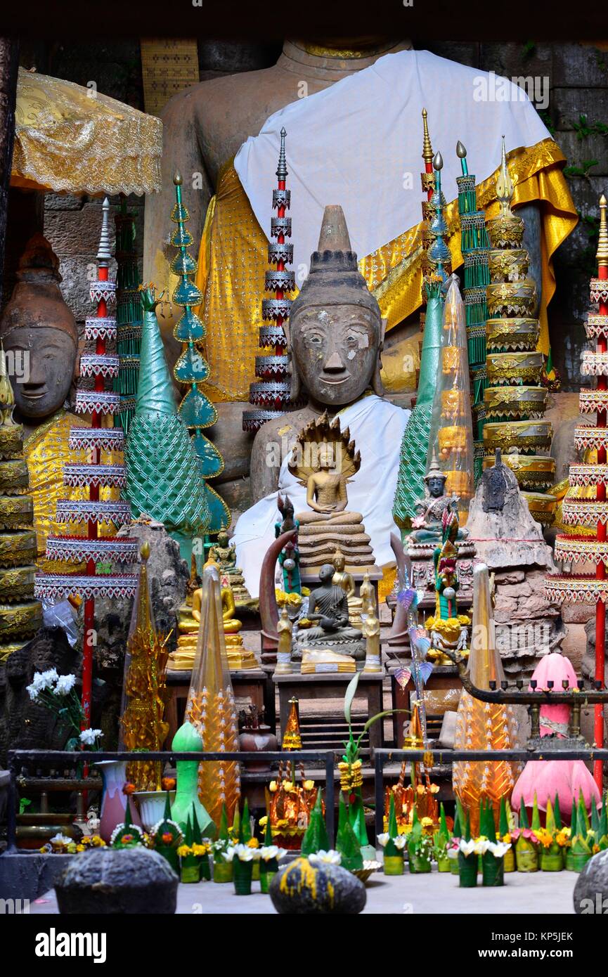A Buddhist shrine inside Wat Phu,a ruined Khmer Hindu temple complex in Champassak, South Laos,Southeast Asia. Stock Photo
