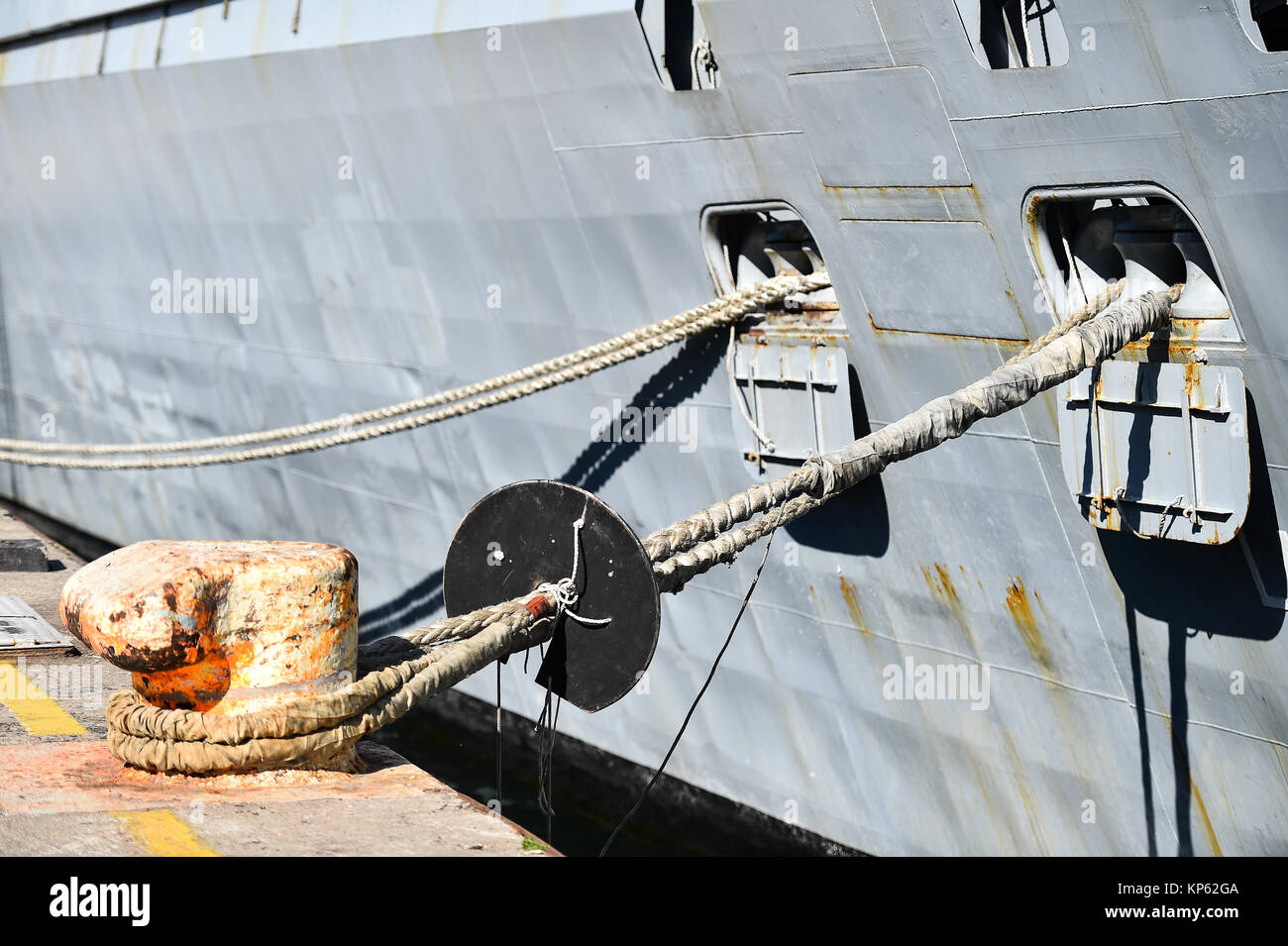 Mooring heavy duty rope used for securing ships in harbor Stock Photo