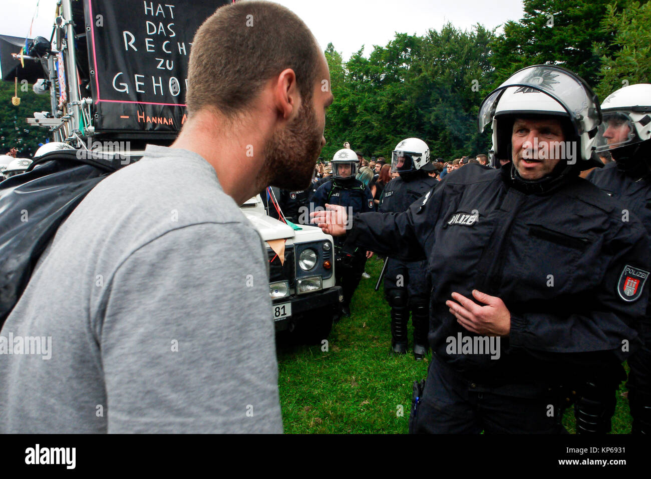 German riot police exfiltrate an anti-G20 protesters vehicle, Hamburg ...