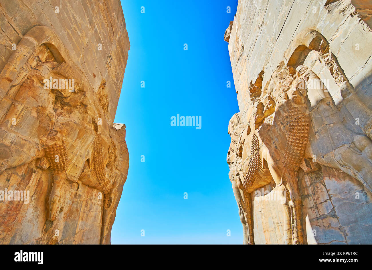 The ancient giant statues of bulls on walls of All Nations (Xerxes