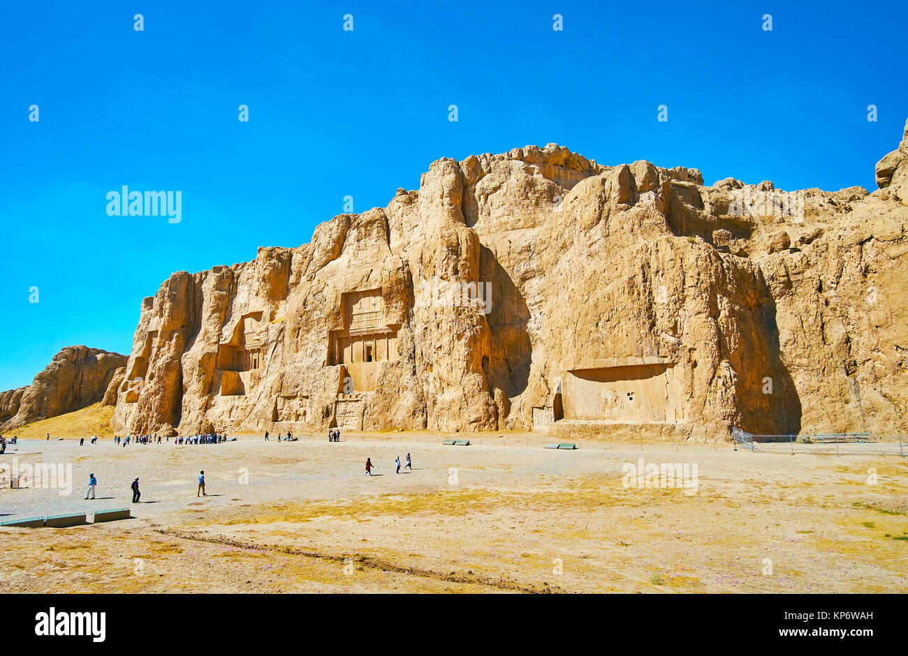 NAQSH-E RUSTAM, IRAN - OCTOBER 13, 2017: Panorama of Naqsh-e Rustam Necropolis - Hossein Mount with mausoleums on its front, on October 13 in Naqsh-e  Stock Photo