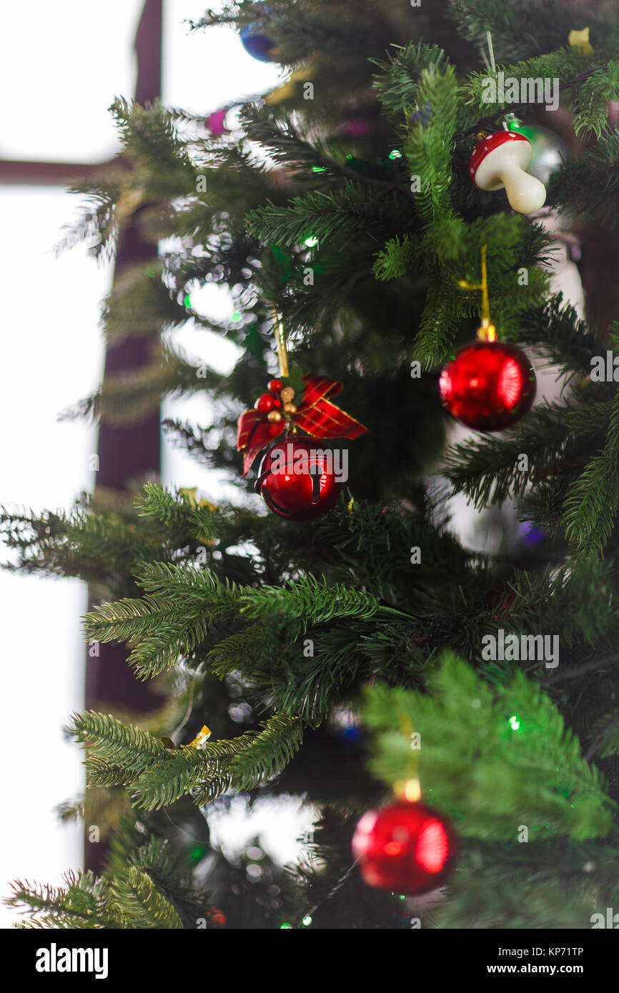 Image of decorated Christmas tree with balls and beads Stock Photo - Alamy