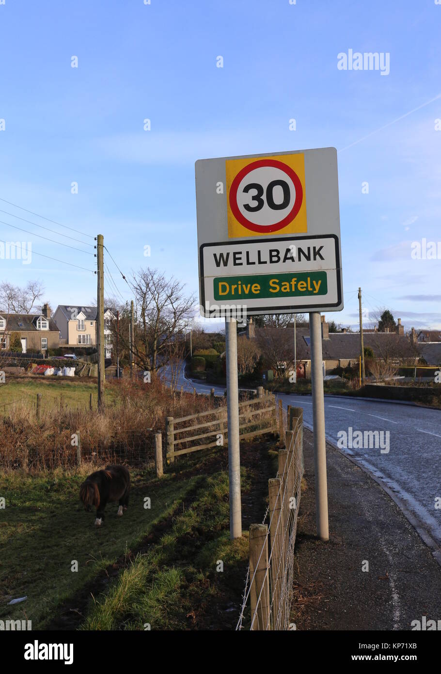 Wellbank drive safely sign Angus Scotland December 2017 Stock Photo Alamy