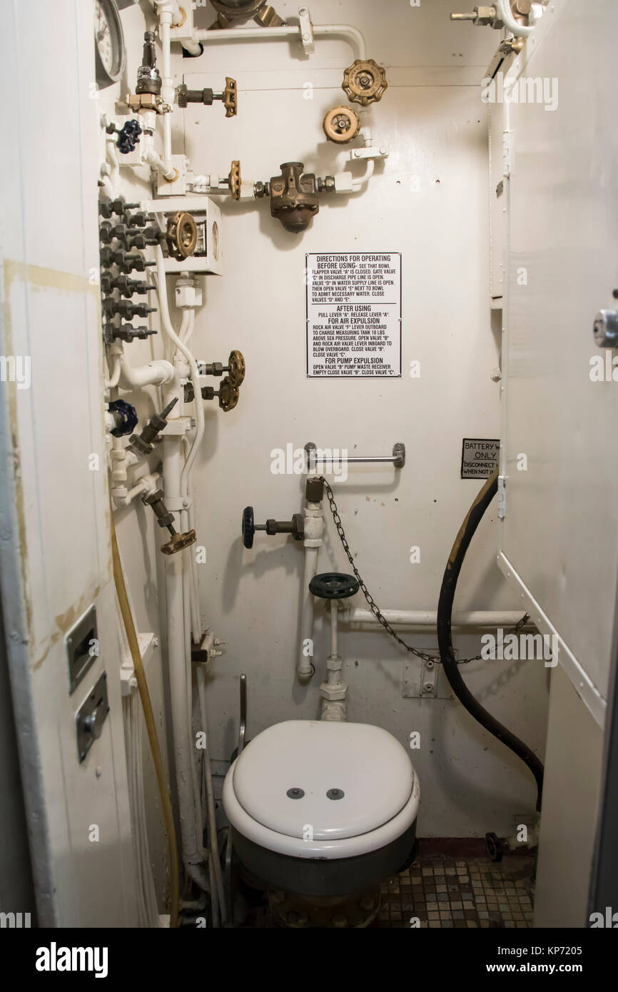 Submarine toilet hires stock photography and images Alamy