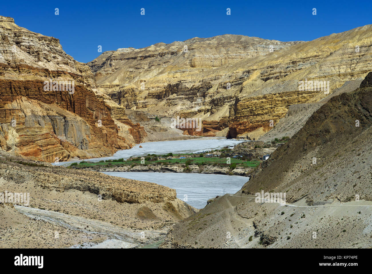 Mustang nepal cliffs hi res stock photography and images Alamy