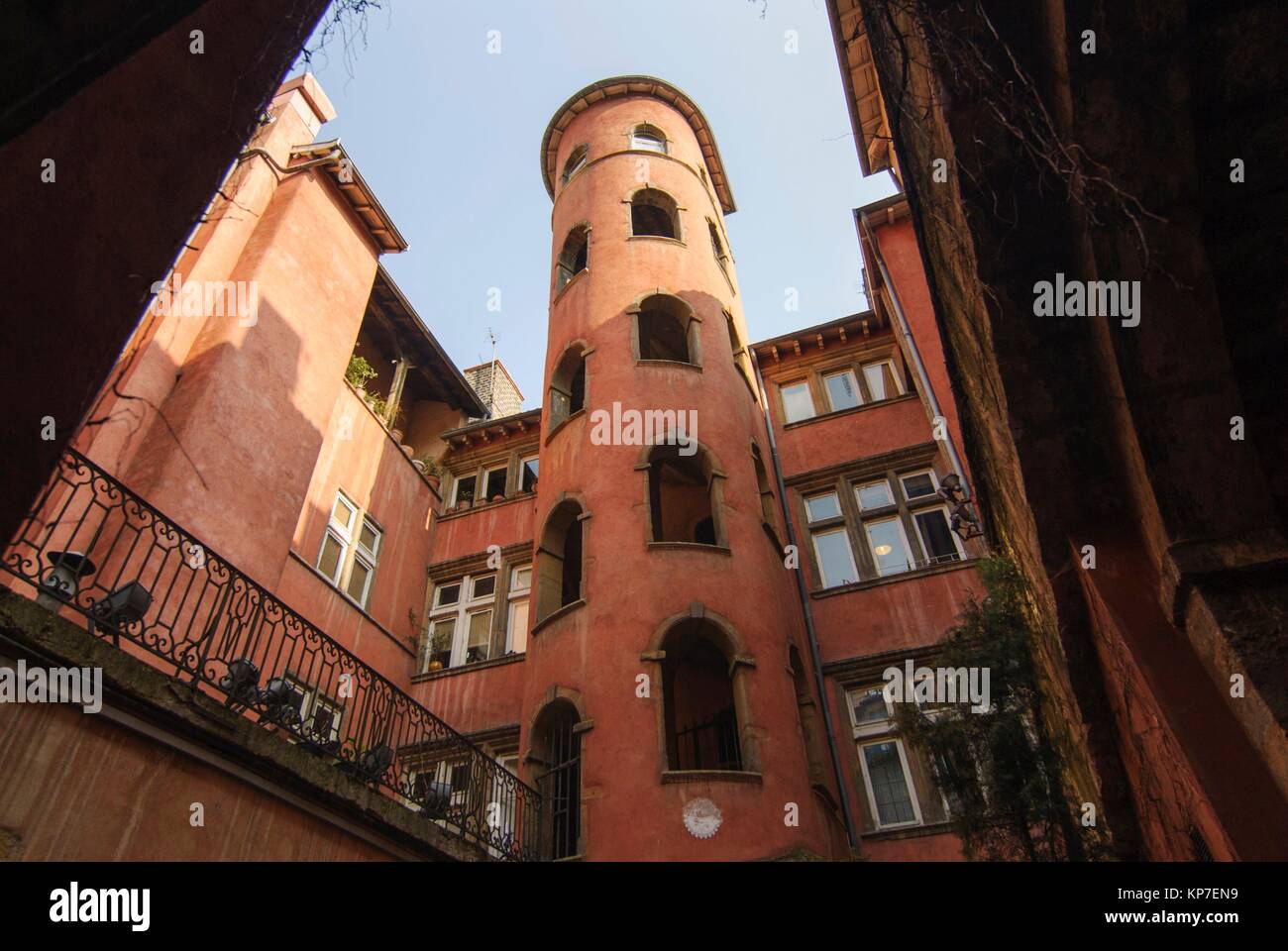 La Tour Rose 16, rue du Boeuf, Old Town UNESCO World Heritage Site, Lyon,  France, Europe Stock Photo - Alamy