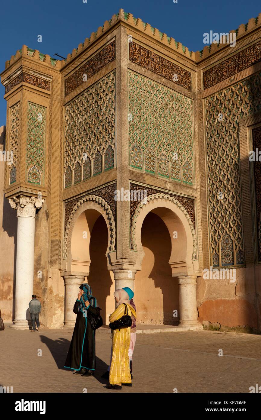 Bab Mansour town gate, Meknes, Morocco, North Africa Stock Photo Alamy